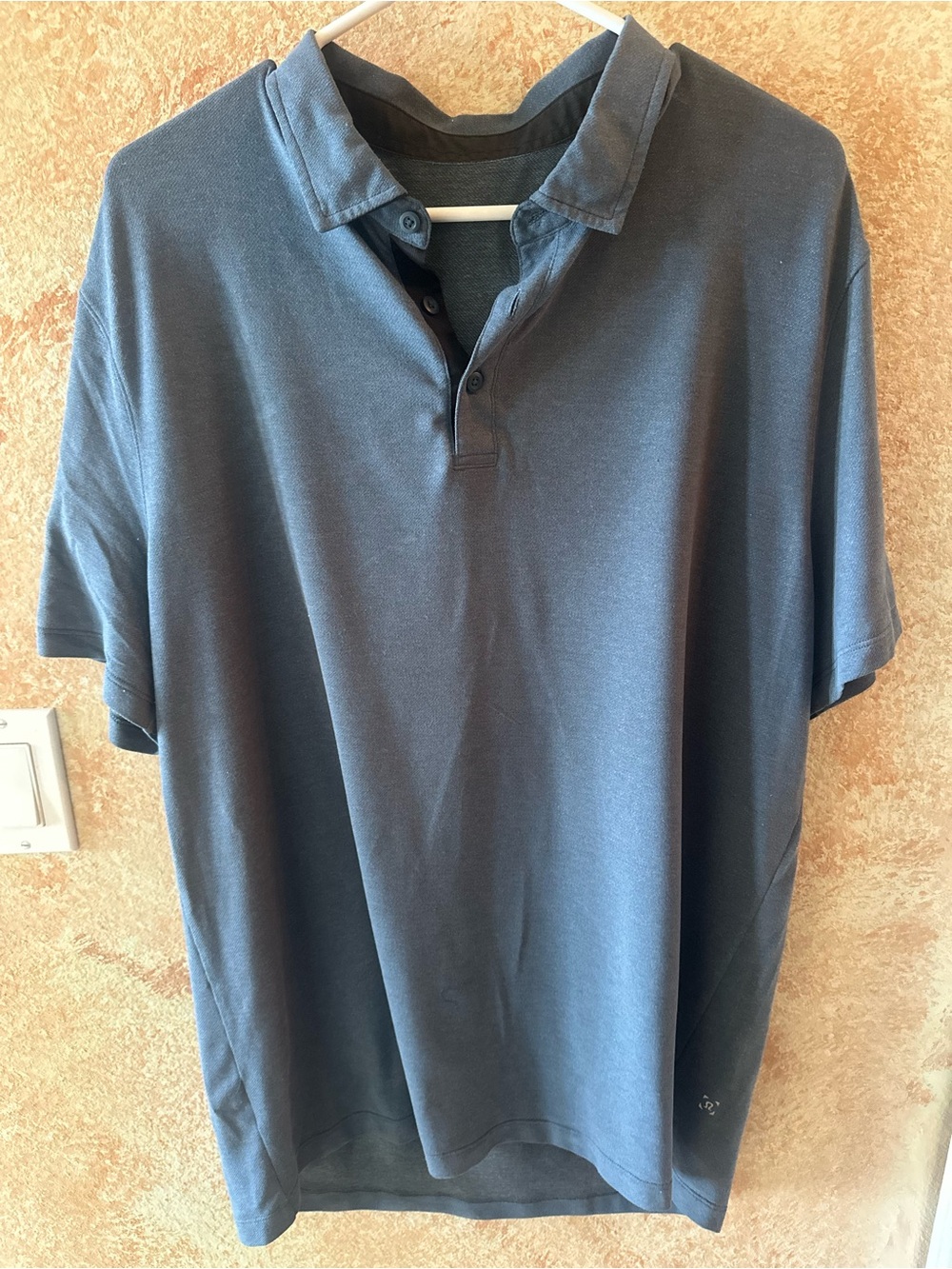 Lululemon Men’s Navy Polo XL